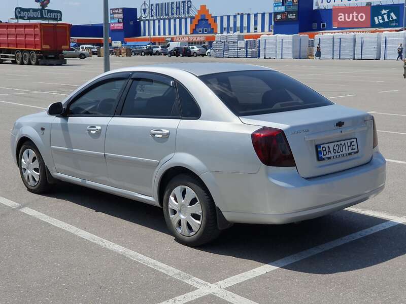 Седан Chevrolet Lacetti 2011 в Кропивницькому
