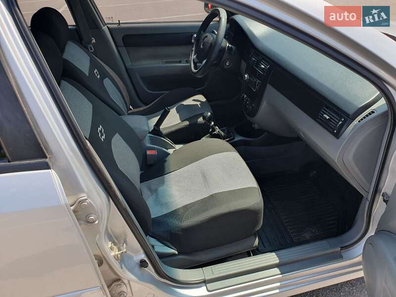 Седан Chevrolet Lacetti 2011 в Кропивницькому