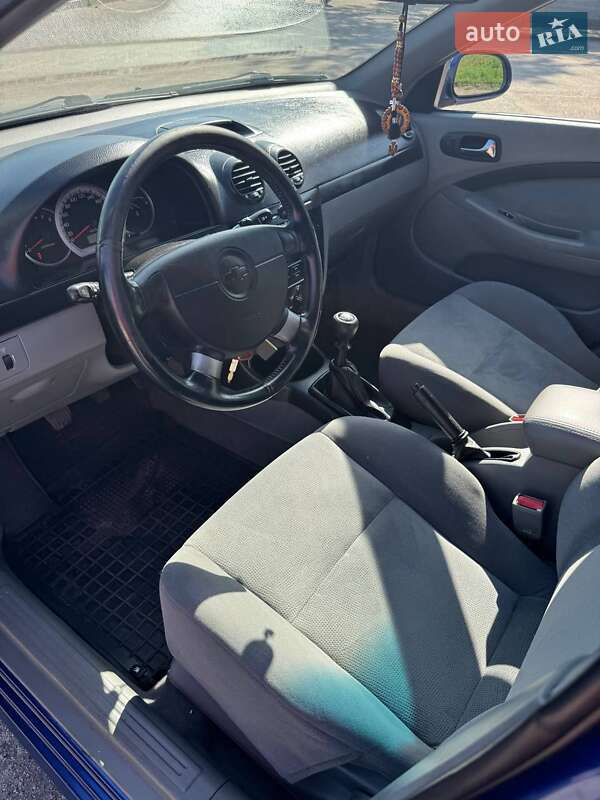 Хетчбек Chevrolet Lacetti 2005 в Кропивницькому