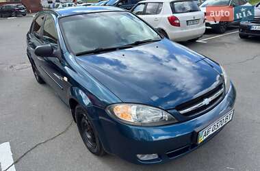 Хэтчбек Chevrolet Lacetti 2007 в 