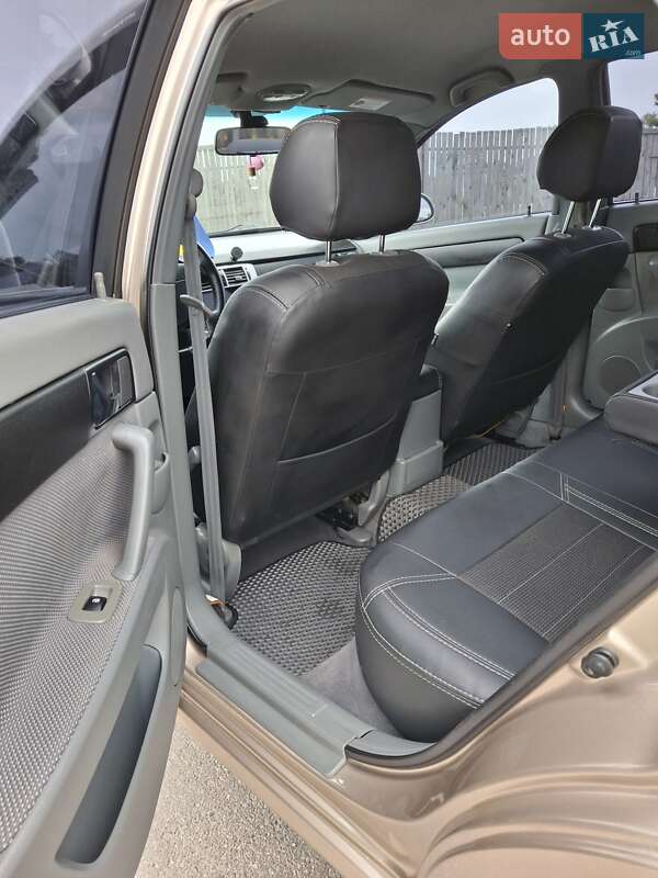 Седан Chevrolet Lacetti 2009 в Києві