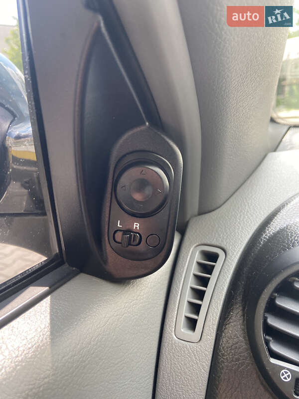 Хэтчбек Chevrolet Lacetti 2006 в Киеве фото 44 Хэтчбек Chevrolet Lacetti 2006 в Киеве