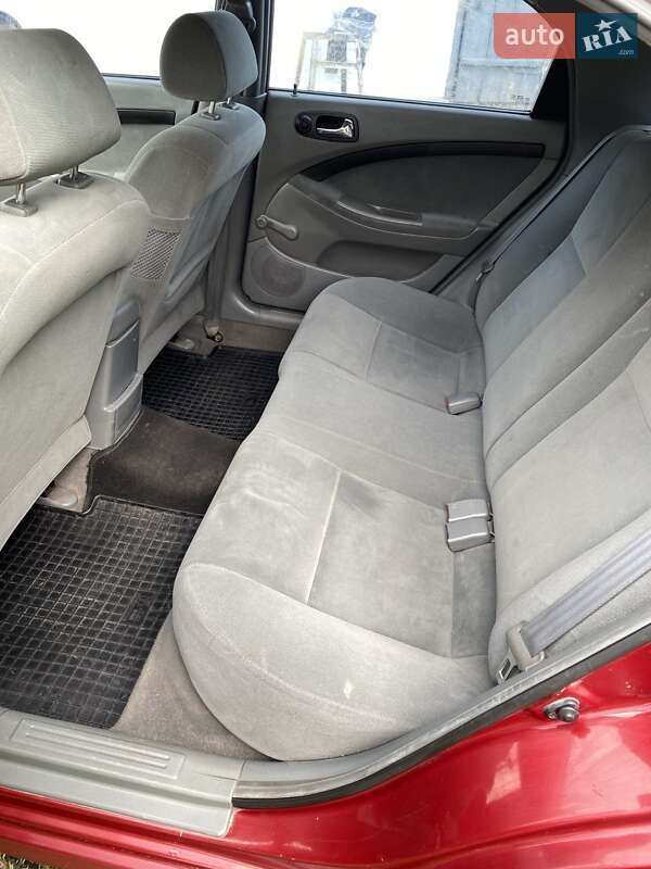 Хетчбек Chevrolet Lacetti 2006 в Богуславі