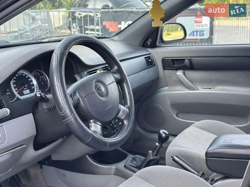 Седан Chevrolet Lacetti 2006 в Стрию