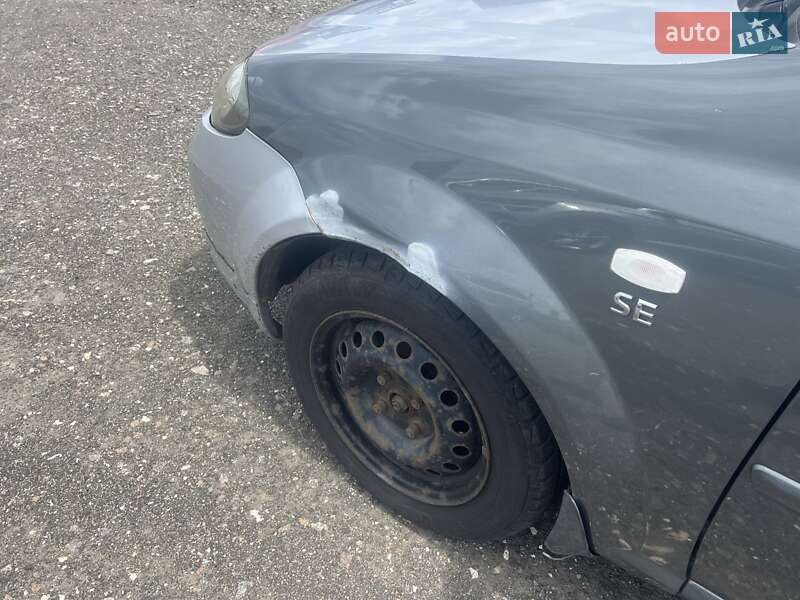 Хэтчбек Chevrolet Lacetti 2010 в Киеве