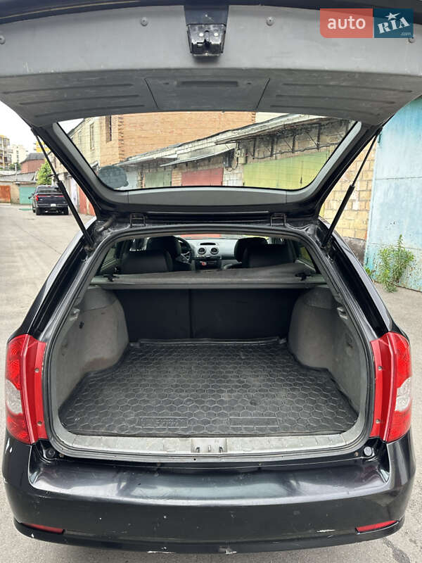 Універсал Chevrolet Lacetti 2011 в Києві