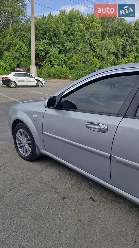 Седан Chevrolet Lacetti 2005 в Дніпрі