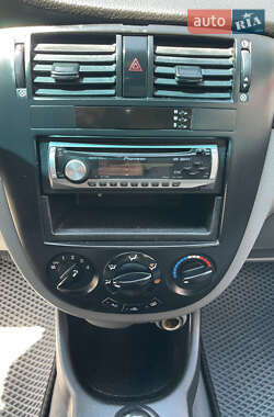 Седан Chevrolet Lacetti 2005 в 