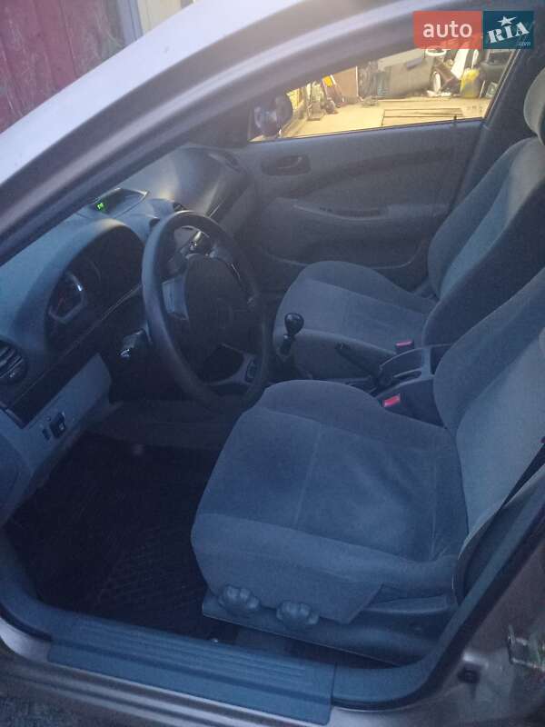 Хэтчбек Chevrolet Lacetti 2006 в Львове