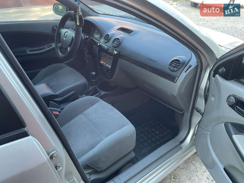 Хетчбек Chevrolet Lacetti 2006 в Вінниці