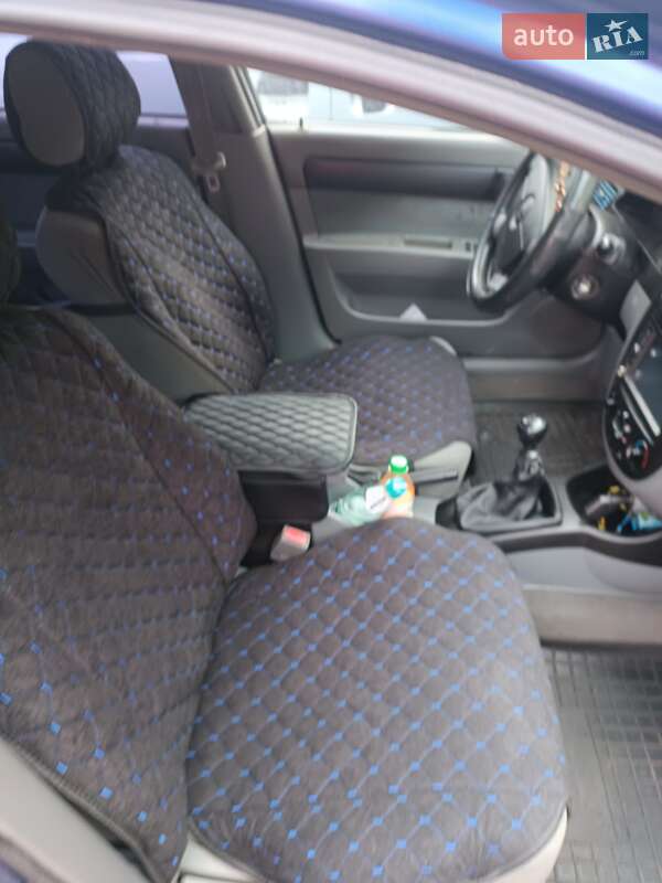 Седан Chevrolet Lacetti 2006 в Золотоноші