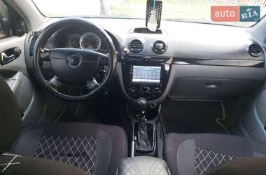 Хэтчбек Chevrolet Lacetti 2005 в Малой Виске