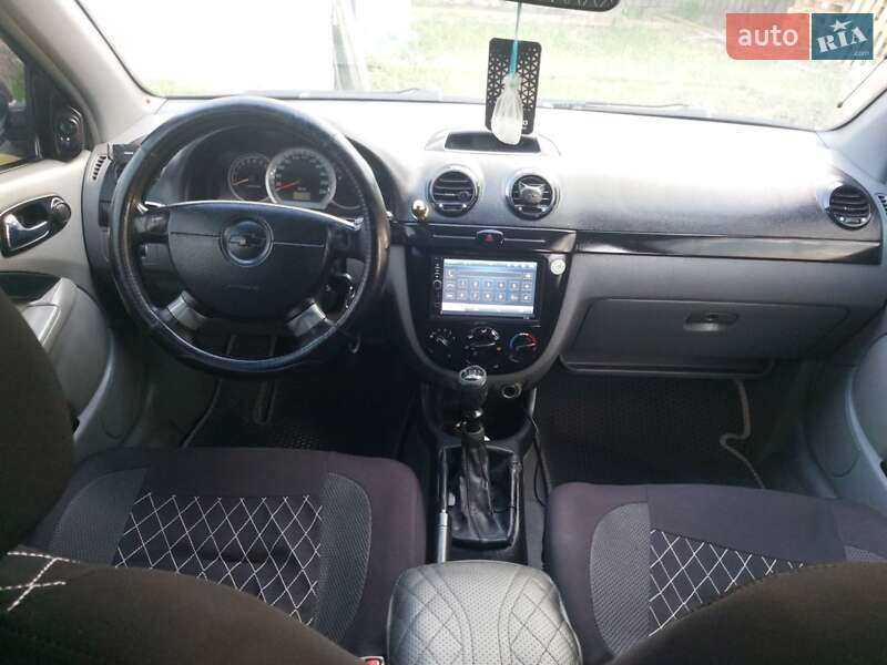Хэтчбек Chevrolet Lacetti 2005 в Малой Виске