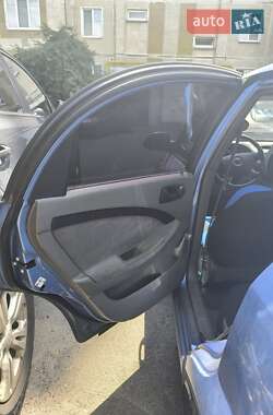 Хэтчбек Chevrolet Lacetti 2007 в 