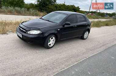 Хэтчбек Chevrolet Lacetti 2005 в Малой Виске