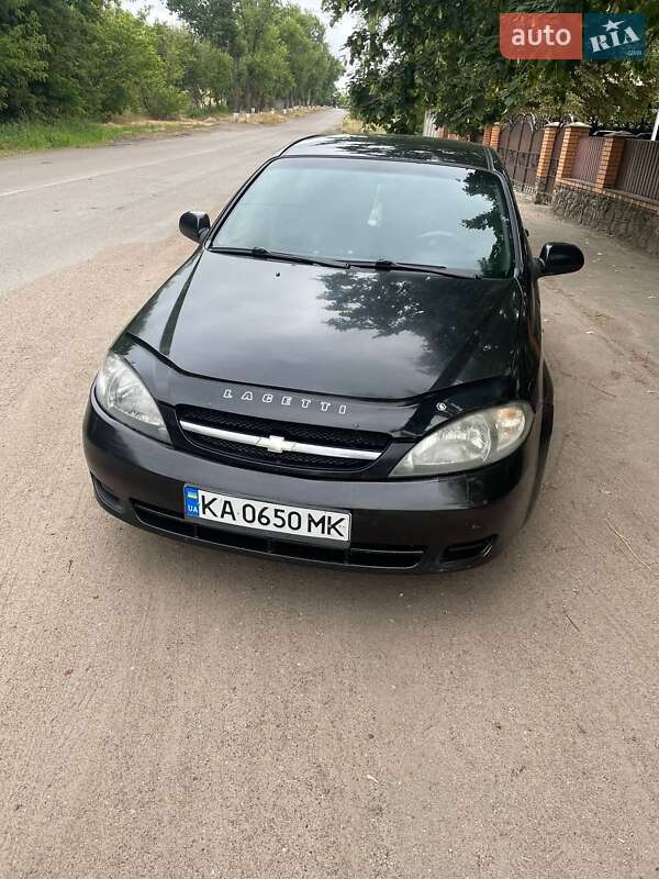 Хэтчбек Chevrolet Lacetti 2005 в Малой Виске