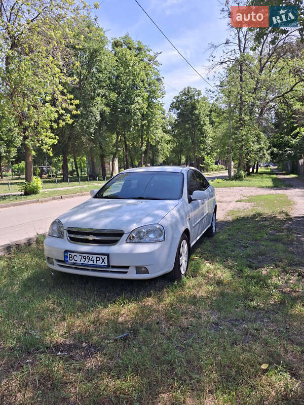 Chevrolet Lacetti 2012