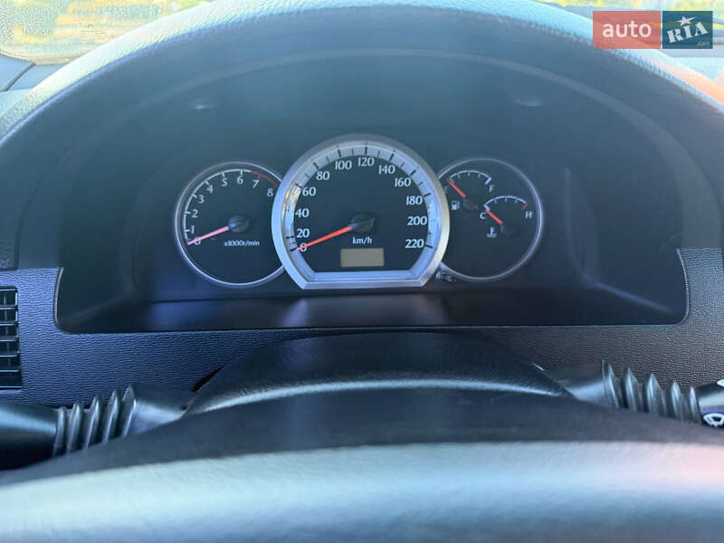 Седан Chevrolet Lacetti 2005 в Кривому Розі