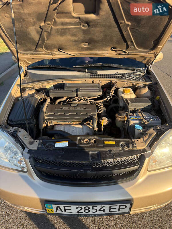 Седан Chevrolet Lacetti 2005 в Кривому Розі