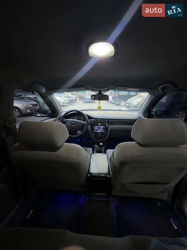 Седан Chevrolet Lacetti 2011 в Кам'янець-Подільському