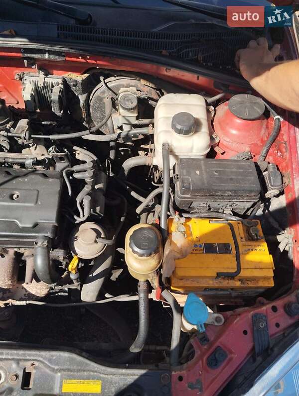 Седан Chevrolet Lacetti 2006 в Лебедині