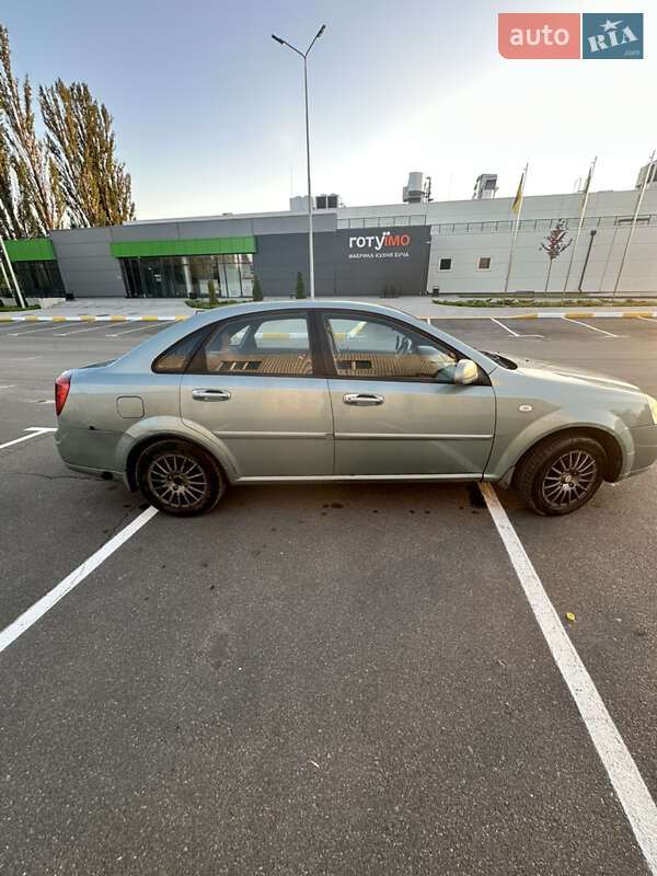 Седан Chevrolet Lacetti 2005 в Бучі