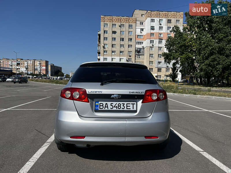 Хетчбек Chevrolet Lacetti 2010 в Кропивницькому