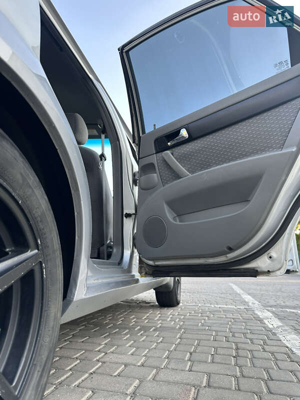 Седан Chevrolet Lacetti 2004 в Одессе фото 16 Седан Chevrolet Lacetti 2004 в Одессе