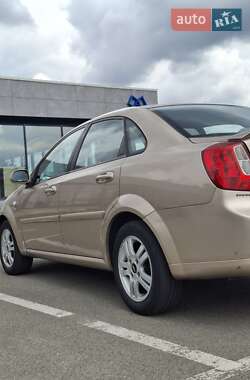 Седан Chevrolet Lacetti 2008 в Киеве