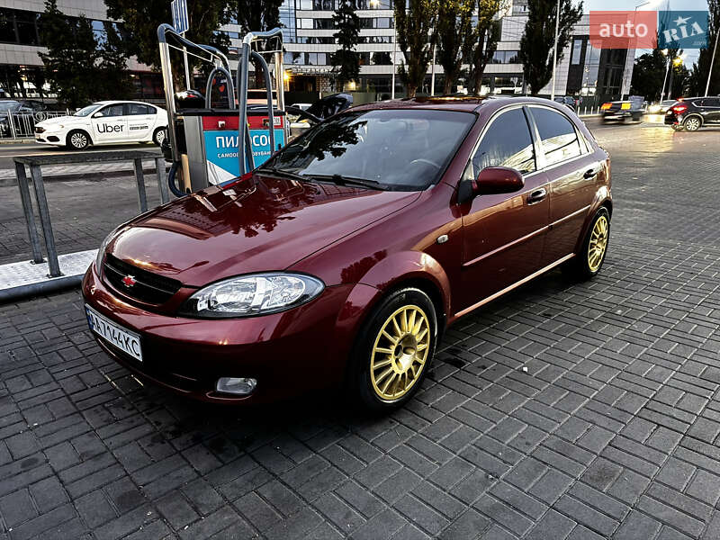 Хетчбек Chevrolet Lacetti 2007 в Києві фото 7 Хетчбек Chevrolet Lacetti 2007 в Києві