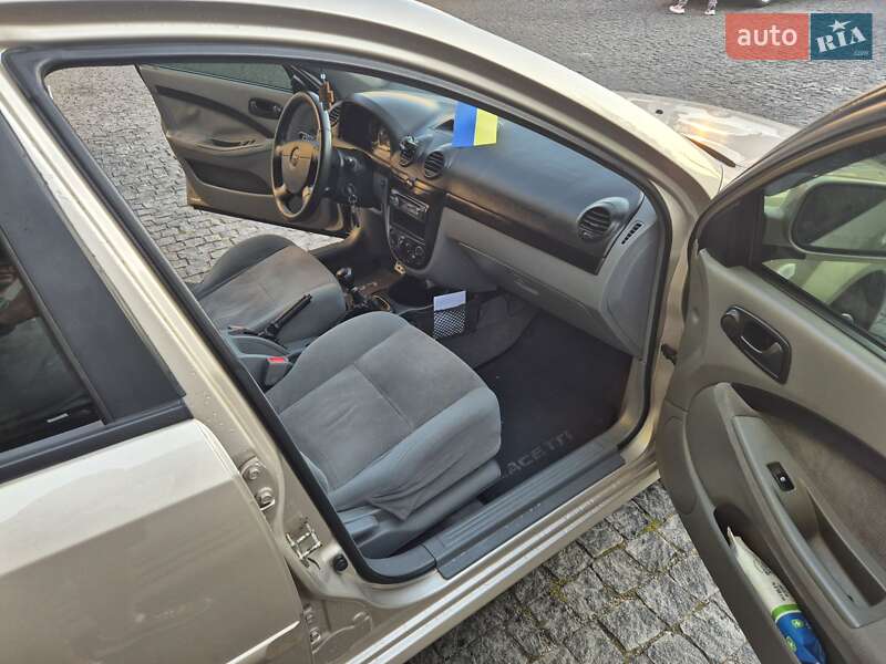 Хетчбек Chevrolet Lacetti 2011 в Києві