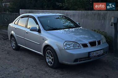 Седан Chevrolet Lacetti 2004 в Ромнах