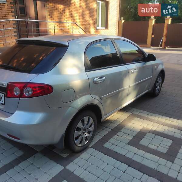 Хетчбек Chevrolet Lacetti 2008 в Києві