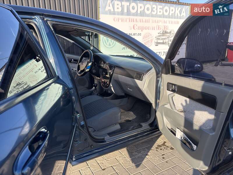 Седан Chevrolet Lacetti 2008 в Шепетівці