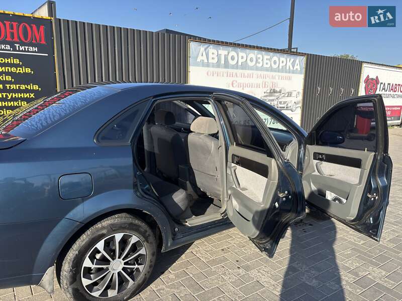 Седан Chevrolet Lacetti 2008 в Шепетівці