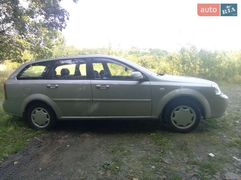 Універсал Chevrolet Lacetti 2008 в Ужгороді