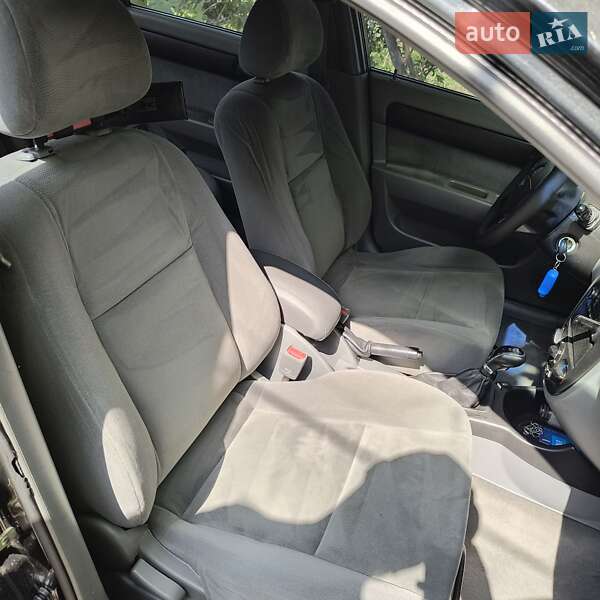 Седан Chevrolet Lacetti 2005 в Запорожье фото 8 Седан Chevrolet Lacetti 2005 в Запорожье
