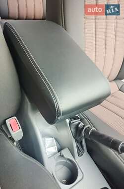 Седан Chevrolet Lacetti 2006 в  фото 30 Седан Chevrolet Lacetti 2006 в