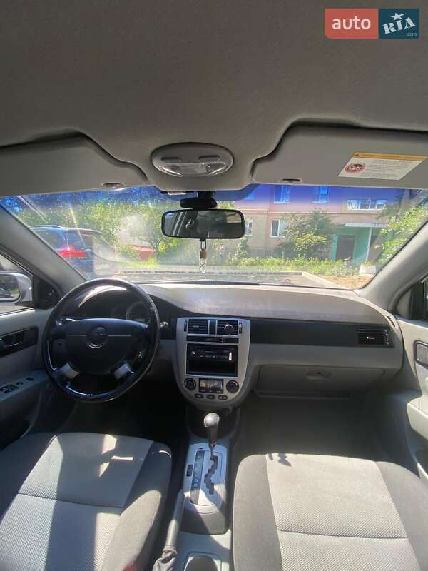 Седан Chevrolet Lacetti 2006 в Чернівцях