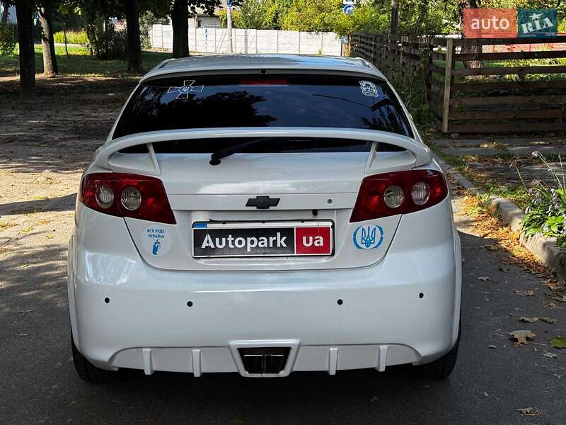 Хэтчбек Chevrolet Lacetti 2008 в Киеве фото 7 Хэтчбек Chevrolet Lacetti 2008 в Киеве