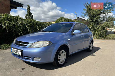 Хэтчбек Chevrolet Lacetti 2008 в Полтаве