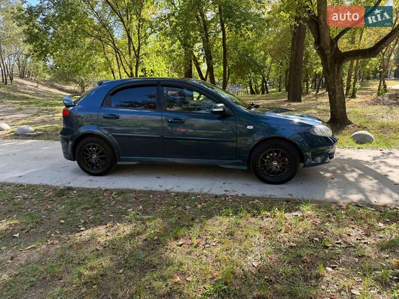 Хетчбек Chevrolet Lacetti 2008 в Києві