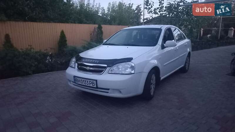 Chevrolet Lacetti 2012
