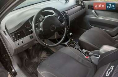 Седан Chevrolet Lacetti 2006 в  фото 3 Седан Chevrolet Lacetti 2006 в