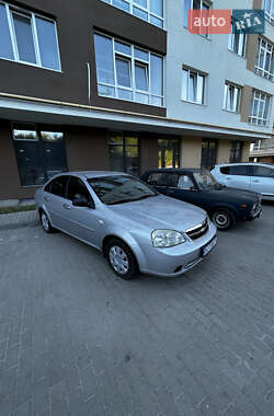 Седан Chevrolet Lacetti 2005 в Львове