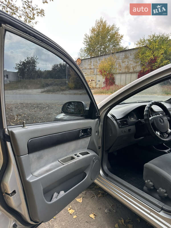 Седан Chevrolet Lacetti 2006 в Днепре