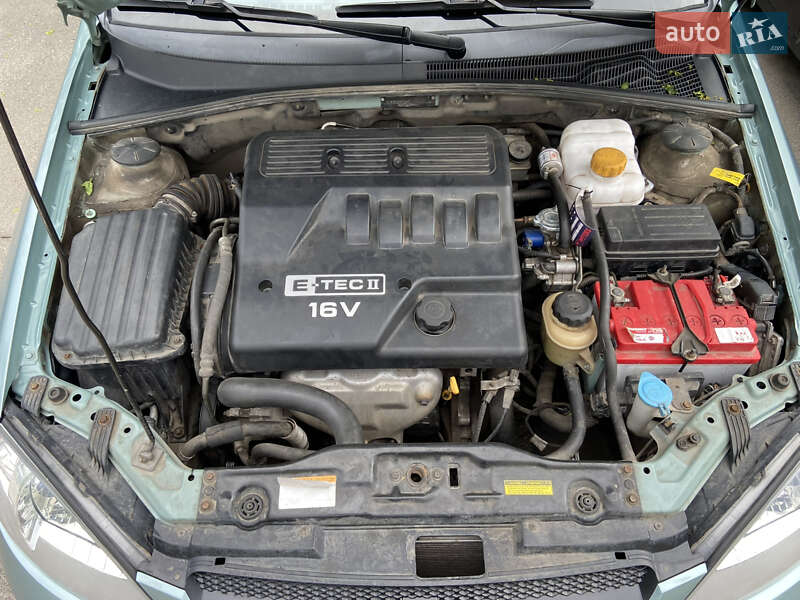 Хэтчбек Chevrolet Lacetti 2008 в Харькове