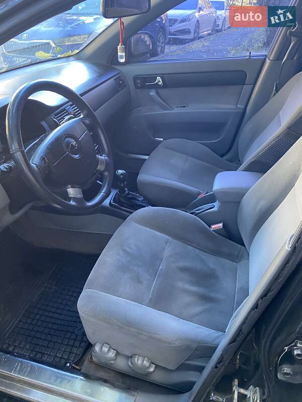 Седан Chevrolet Lacetti 2006 в Киеве