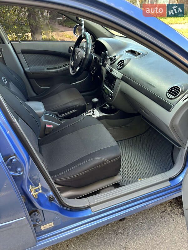 Универсал Chevrolet Lacetti 2005 в Киеве фото 28 Универсал Chevrolet Lacetti 2005 в Киеве
