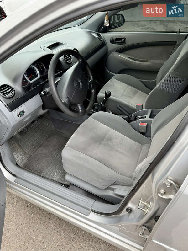Хэтчбек Chevrolet Lacetti 2008 в Киеве фото 12 Хэтчбек Chevrolet Lacetti 2008 в Киеве